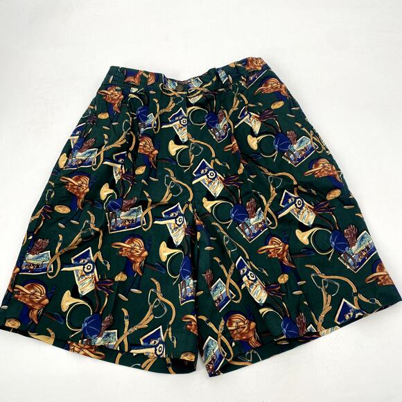 Vintage green patterned High Waisted Shorts - Picture 2 of 6